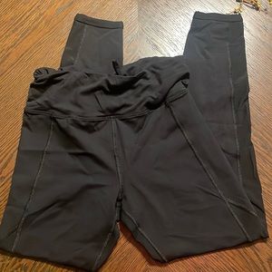 Lorna Jane lotus classic high rise ankle biter leggings size Medium